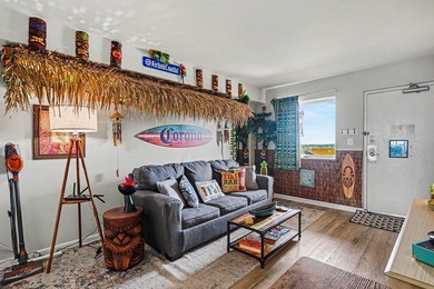 WOW-DIRECT OCEANFRONT, SMART UPDATES, IN Camelot By The Sea - photo 9
