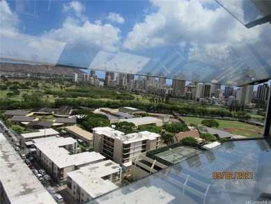 Enjoy modern island living in this beautifully upgraded - photo 2