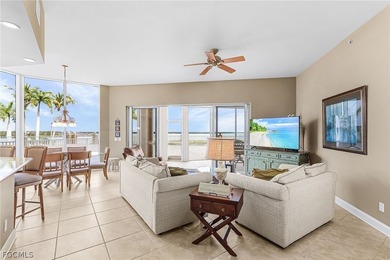 Spectacular views from this 3 bed+den/3 bath condo at Dolphin - photo 4