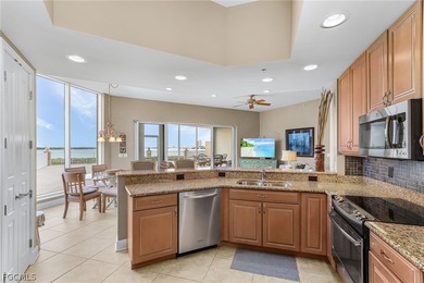 Spectacular views from this 3 bed+den/3 bath condo at Dolphin - photo 5
