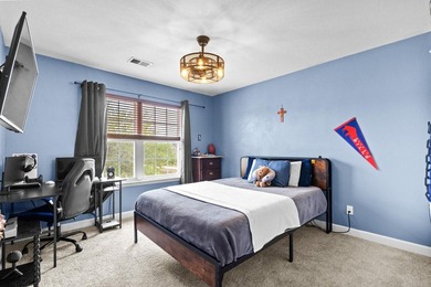 Welcome home to this totally renovated 5 bedroom, 2.5 bath home - photo 21