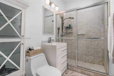 Quintessential charming South Grove gem nestled on a tree - photo 21