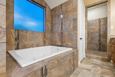 Welcome to a rare blend of luxury, space, and flexibility in the - photo 22