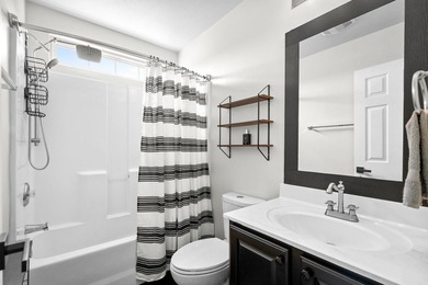 Welcome home to this totally renovated 5 bedroom, 2.5 bath home - photo 24