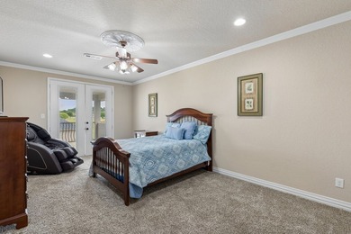 Welcome to a rare blend of luxury, space, and flexibility in the - photo 27