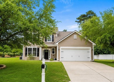 Welcome home to this totally renovated 5 bedroom, 2.5 bath home - photo 28