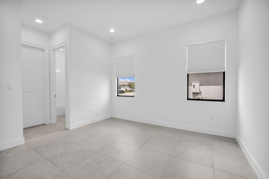 SPECTACULAR NEVER LIVED IN 3 BEDROOM 4 FULL BATHROOM SINGLE - photo 29