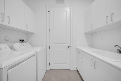 SPECTACULAR NEVER LIVED IN 3 BEDROOM 4 FULL BATHROOM SINGLE - photo 35