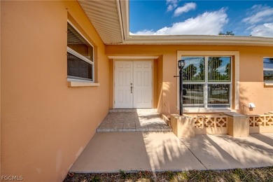 Welcome to the highly desirable SE Country Club area! Situated - photo 3