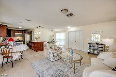 Welcome to the highly desirable SE Country Club area! Situated - photo 6