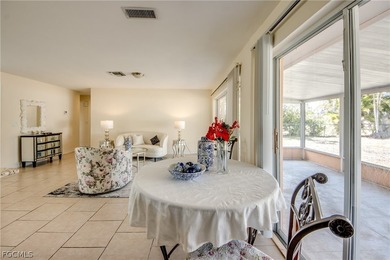 Welcome to the highly desirable SE Country Club area! Situated - photo 9