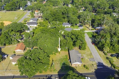 Build your vision in a convenient Beaufort location just minutes - photo 2