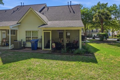 Discover the perfect blend of style and convenience in this - photo 7