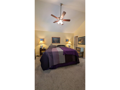 Discover the perfect blend of style and convenience in this - photo 9
