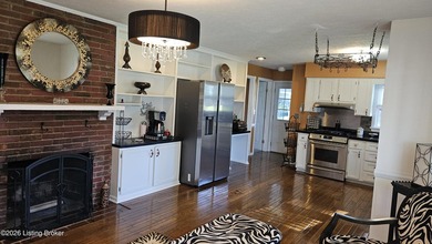Fabulous Brick Ranch w/ HUGE FINISHED BASEMENT & Over 2400 Sq Ft - photo 14