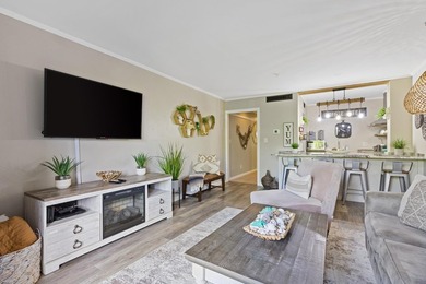 Welcome to this beautifully updated 1 bedroom, 1.5 bath condo - photo 10