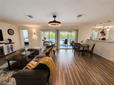 LOCATION, LOCATION, LOCATION! Welcome to this versatile - photo 33