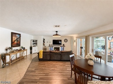 LOCATION, LOCATION, LOCATION! Welcome to this versatile - photo 34