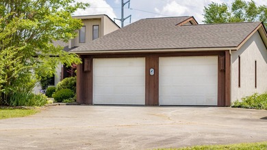 Welcome to this beautifully maintained 3-bedroom, 2-bath - photo 6