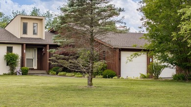 Welcome to this beautifully maintained 3-bedroom, 2-bath - photo 7
