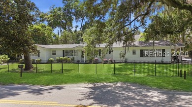 Rare opportunity to own a versatile property in the heart of Old - photo 1