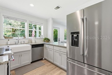 Rare opportunity to own a versatile property in the heart of Old - photo 9