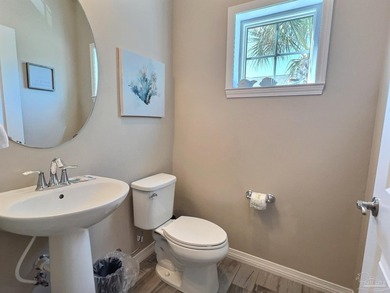Beautiful 2-bedroom, 2.5-bath townhome in the gated Lost Key - photo 12