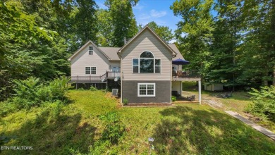 Lake Home For Sale in Speedwell, Tennessee