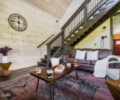 Tucked away in the heart of Pigeon Forge, Paradise Point offers - photo 6