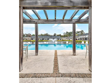 Fully furnished and ready to rent! Located at the front of the - photo 38