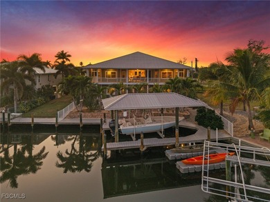 Tropical Island Retreat - Newer Build (2015) - Direct Gulf