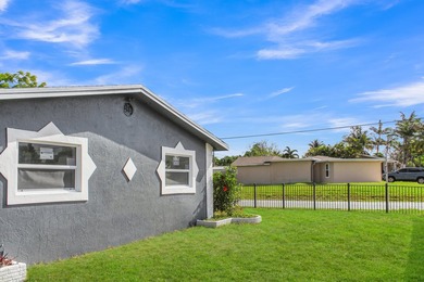 Priced to sell! Step into modern living with this freshly - photo 5