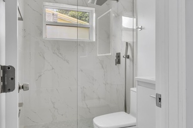 Priced to sell! Step into modern living with this freshly - photo 9