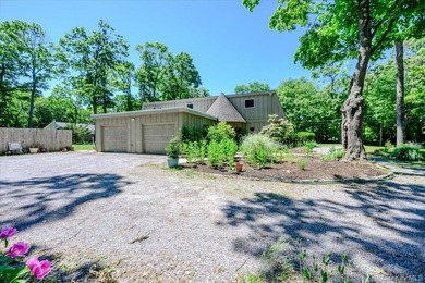 Live where you play on Long Island shores in this stunning - photo 1