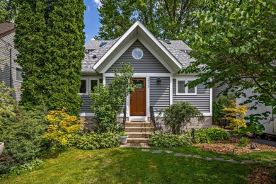 Lake Home Sale Pending in Island Lake, Illinois