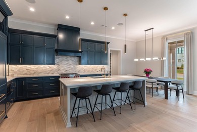STUNNING LAKE HOME, NEWER CONSTRUCTION, OFFERED FURNISHED AND - photo 13