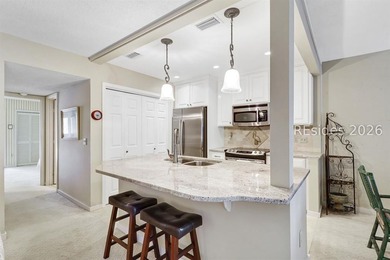 Updated Palmetto Dunes villa offering sweeping golf views and an - photo 8