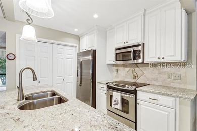 Updated Palmetto Dunes villa offering sweeping golf views and an - photo 9