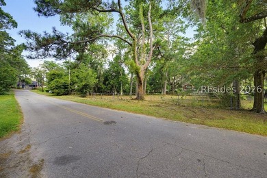 Exceptional opportunity to build your custom home on a spacious - photo 10