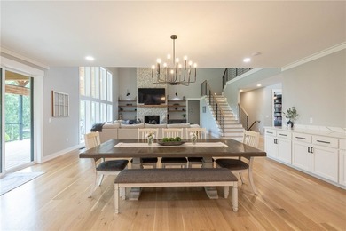 Breathtaking 6,822 sq ft custom home offering a seamless blend - photo 14