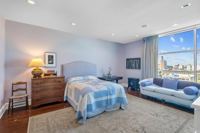 This high rise condo is located in the heart of Little Rock's - photo 14
