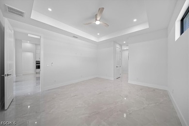 Welcome to your dream home in beautiful Cape Coral! This - photo 17