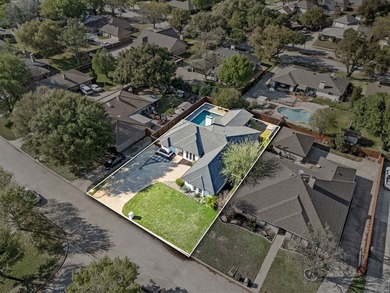 If you're looking for updated and effortlessly welcoming - photo 3
