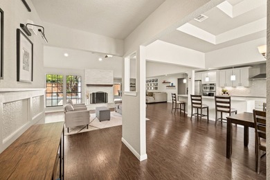 If you're looking for updated and effortlessly welcoming - photo 8