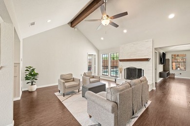 If you're looking for updated and effortlessly welcoming - photo 9