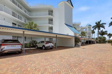 Experience Paradise here at Grand Bay! It is rare that one of - photo 31
