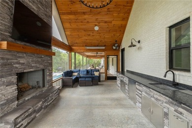 Breathtaking 6,822 sq ft custom home offering a seamless blend - photo 45
