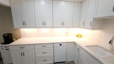 Welcome to this beautifully maintained and thoughtfully upgraded - photo 4