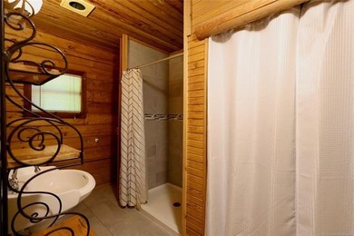 Cozy Log Cabin Tucked Away in the Trees Take the steps down to - photo 10