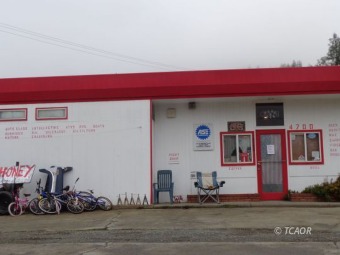 Trinity Lake / Clair Engle Lake Commercial For Sale in Lewiston California